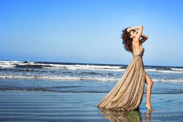 Saba Qamar on beach nude (12)