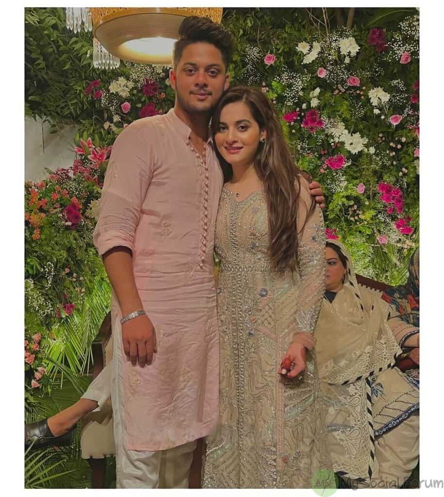 Beautiful Pictures of Aiman Khan At Her Sister Minal Khan's Engagement Ceremony