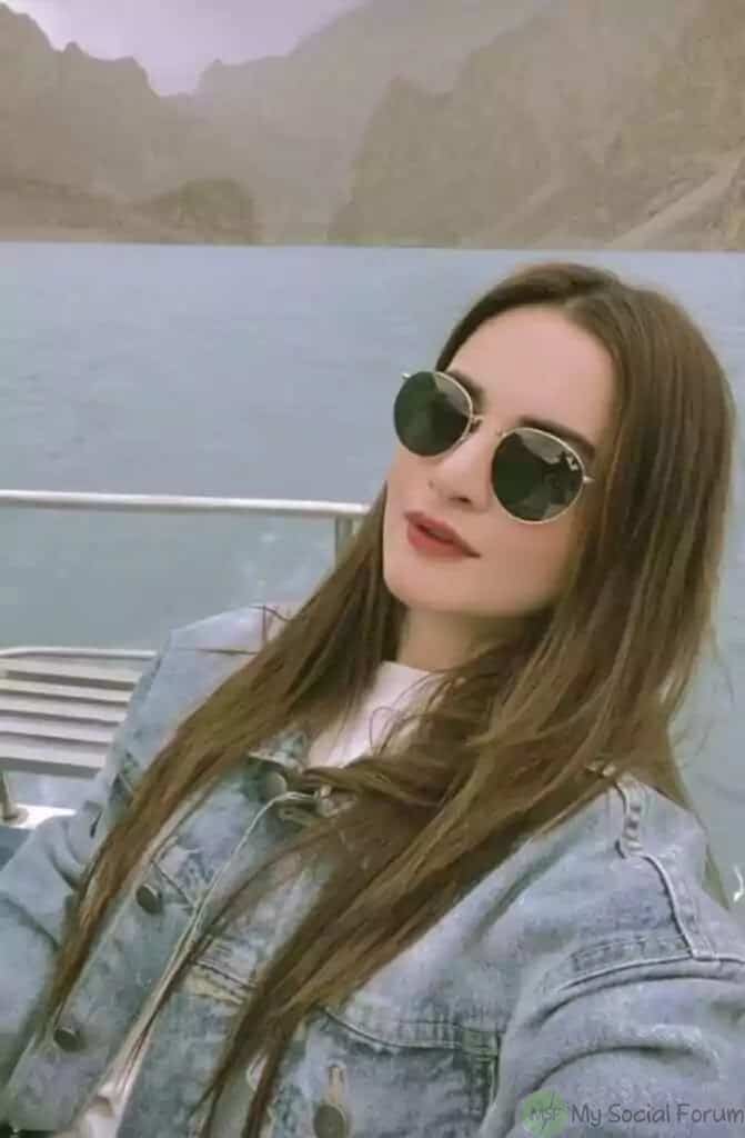 Aiman Khan Vacationing With Family
